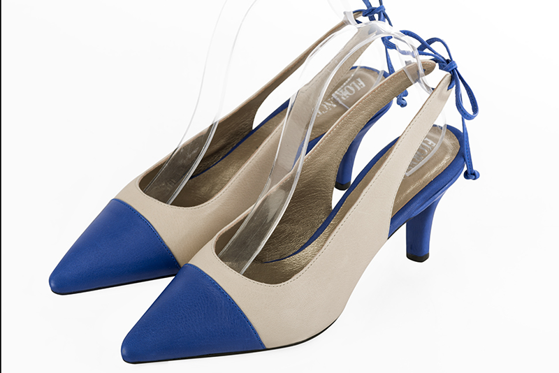 Electric blue and champagne white women's slingback shoes. Pointed toe. Medium slim heel. Front view - Florence KOOIJMAN